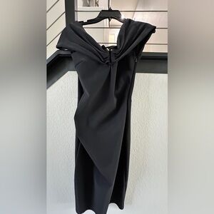 NWT Chiara Boni La Petite Robe Black Off Shoulder Scuba Dress IT 46 $795